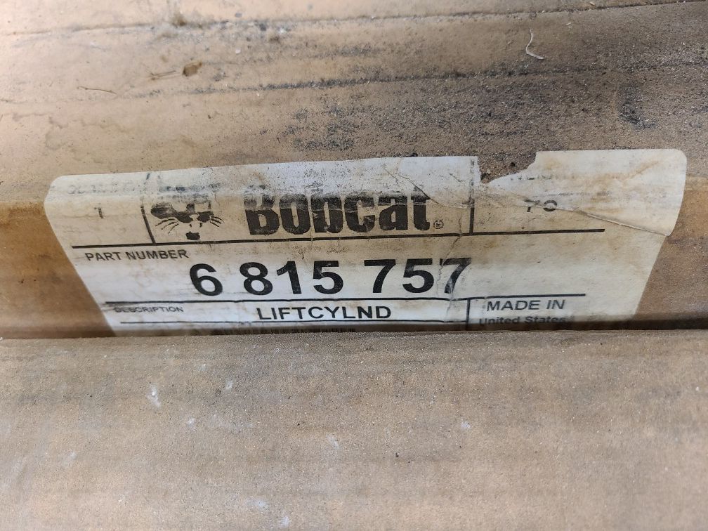 Bobcat lift cylinder (contact info removed) 100(contact info removed)