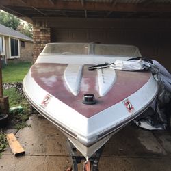 Vendo Este Barquito Para Remodelar Pregunte Para Más Detalles