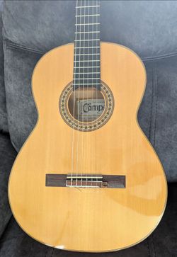 Camps M-7 Flamenco Blanca guitar