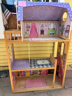 Dollhouse