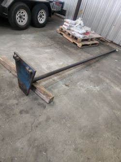 Carpet Loading Pole