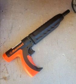 Ramset 22 Powder Actuated Tool. Retails Around $120 With Taxes! In Excellent Condition! Herramientas actuadas/accionadas por pólvora