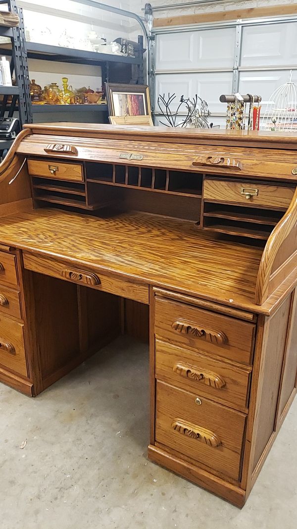 Solid oak roll top desk for Sale in Phoenix, AZ OfferUp