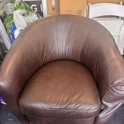 Leather barrel arm chair