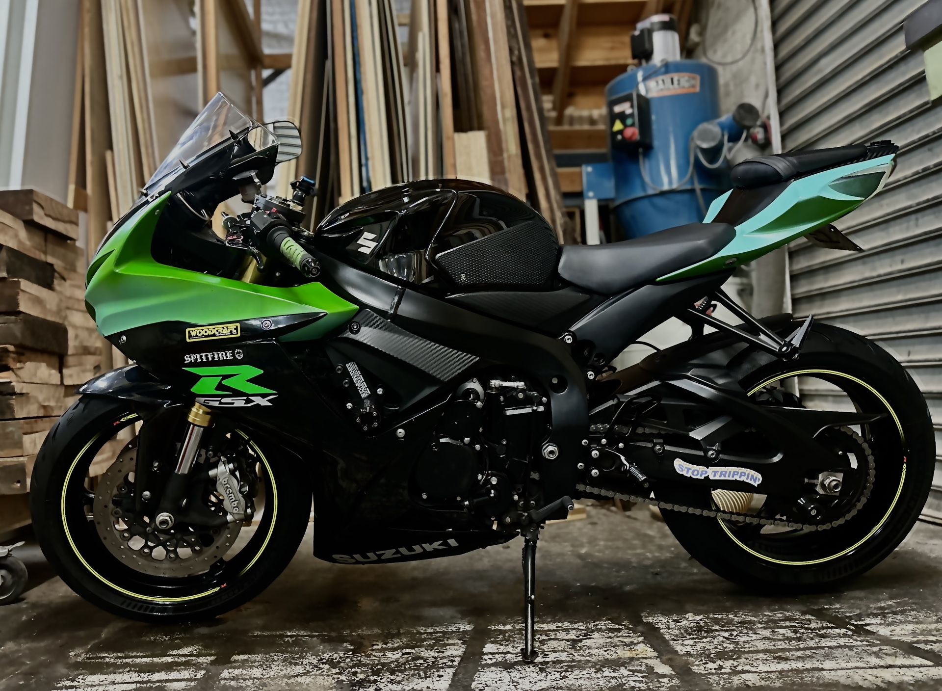 suzuki gsxr 750