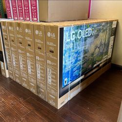 77 LG OLED C2 4K Smart TV Brand New