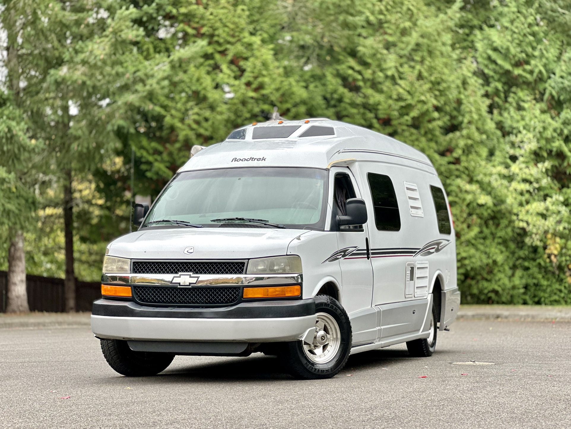 2009 Roadtrek 210 Popular