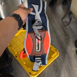 Saddle baby