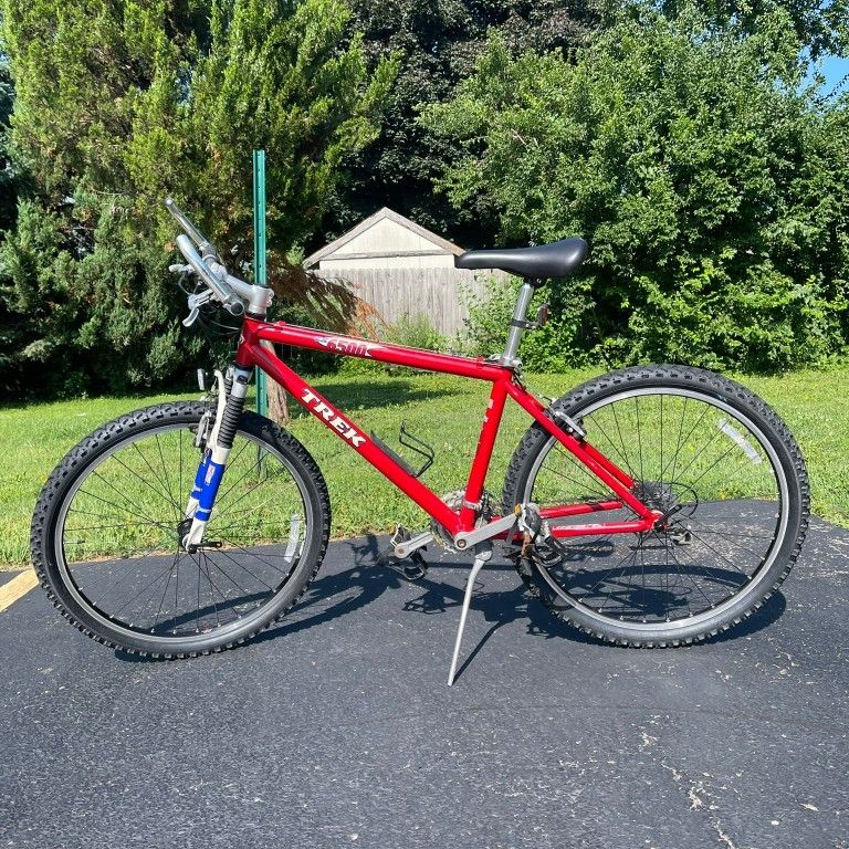 Trek 6500 Mountain Bike for Sale in Crystal Lake IL OfferUp