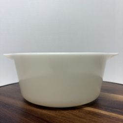 Vintage Pyrex White 474 Casserole Dish