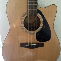 Yamaha FX370C Acoustic Electric Guitar
