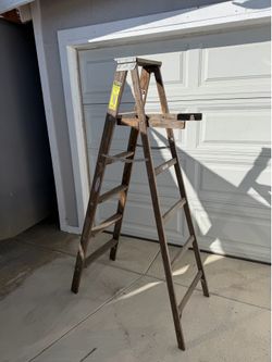 Werner 6ft wood ladder 🪜