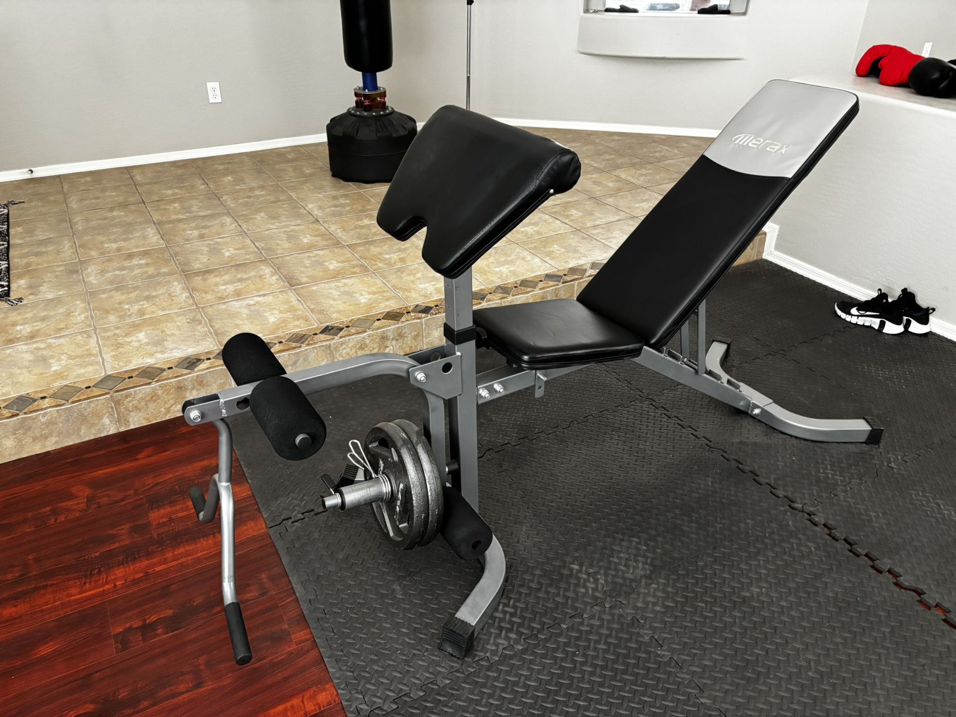 Weight Bench