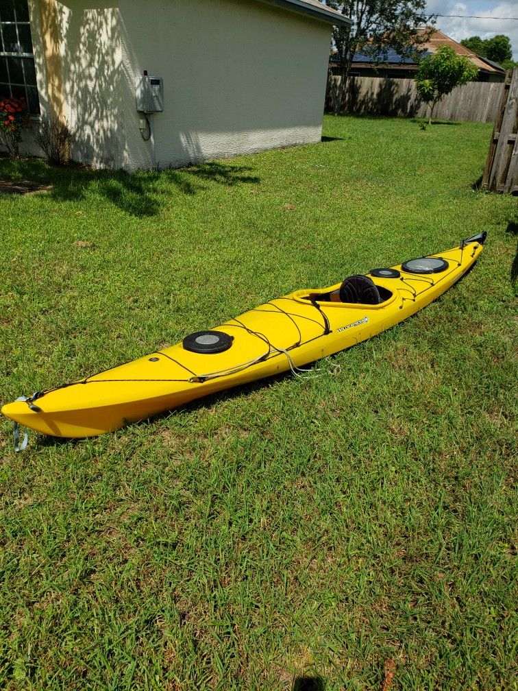 Wilderness Syatems Tsunami 145 With Paddle
