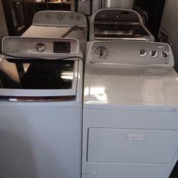 WASHER AND GAS  DRYER