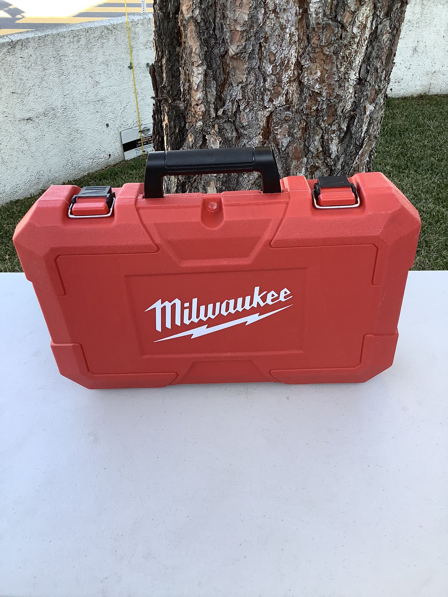 Milwaukee 1” SDS plus rotary hammer