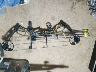 Diamond Compound Bow with Accessories