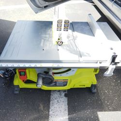 Ryobi table saw Brand new Great deal