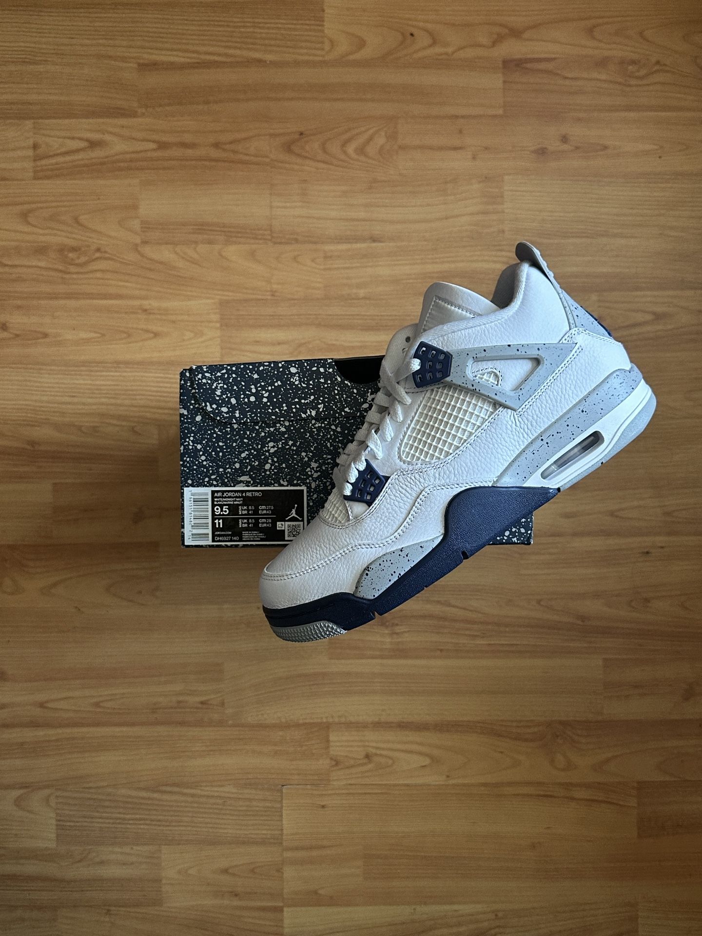 Jordan 4 Midnight Navy Sizes 9.5, 10.5, 12