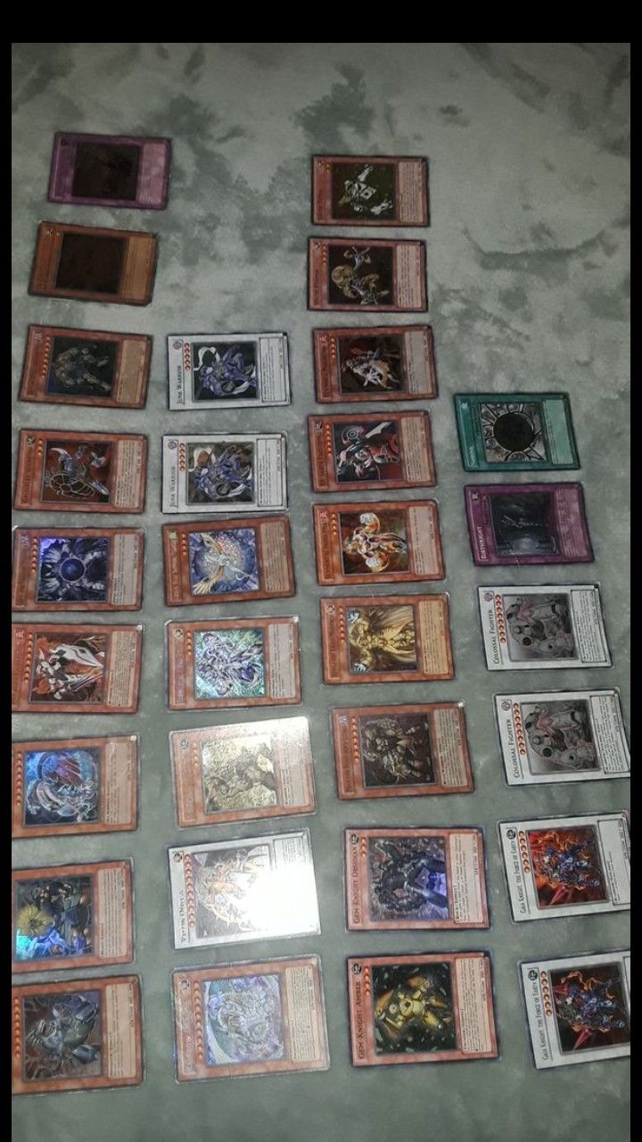 Cheap Yugioh Cards bundle 190 cards total!