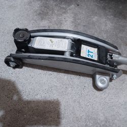 Hydraulic Floor Jack - Sale Pending 
