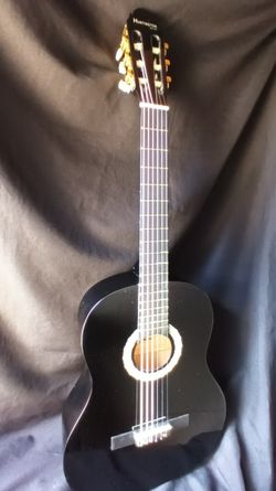 Huntington GF39 Nylon Strings Guitar 