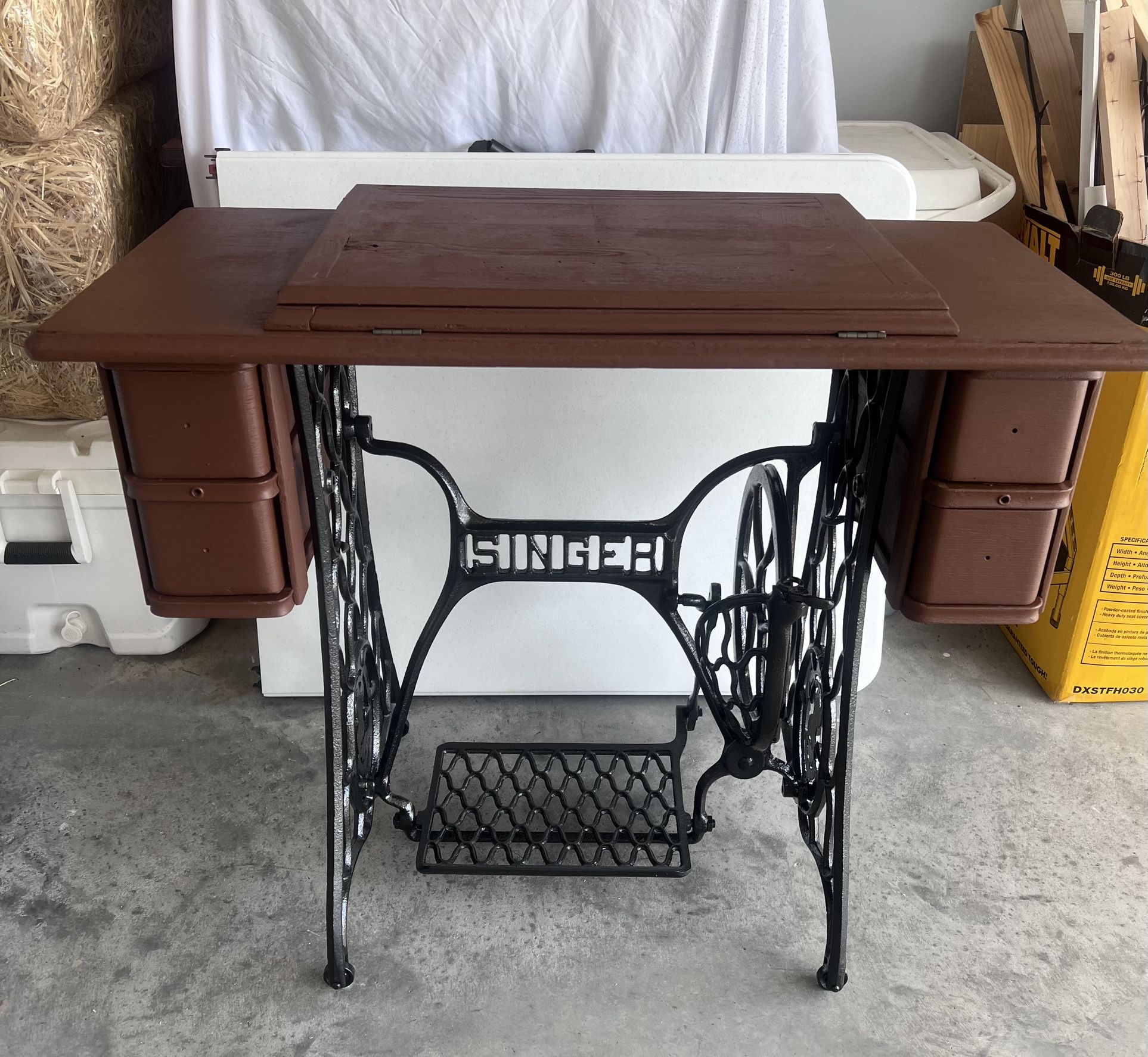 1908 Singer Sewing Machine Table