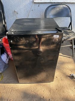 Kenmore mini fridge