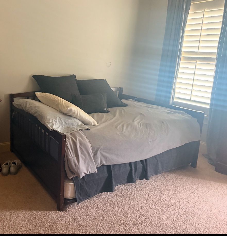 Full And Twin Bed