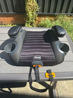 Chicco GoFit Plus Booster Car Seat with Latch Black