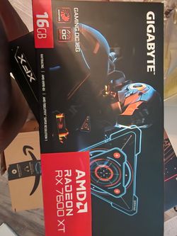 Excellent condition Gigabyte OC 16GB AMD Radeon  RX 7600XT