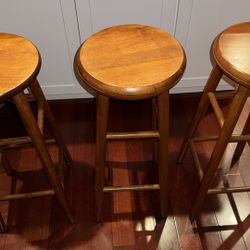 3 Bar Stools