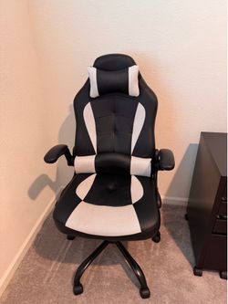 Gaming chair