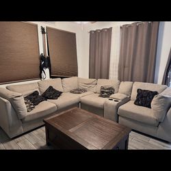 Couch And Coffee Table 