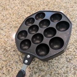 Cast Iron Aebleskiver/ Takoyaki/ Idli Pan - $20 (san jose south)