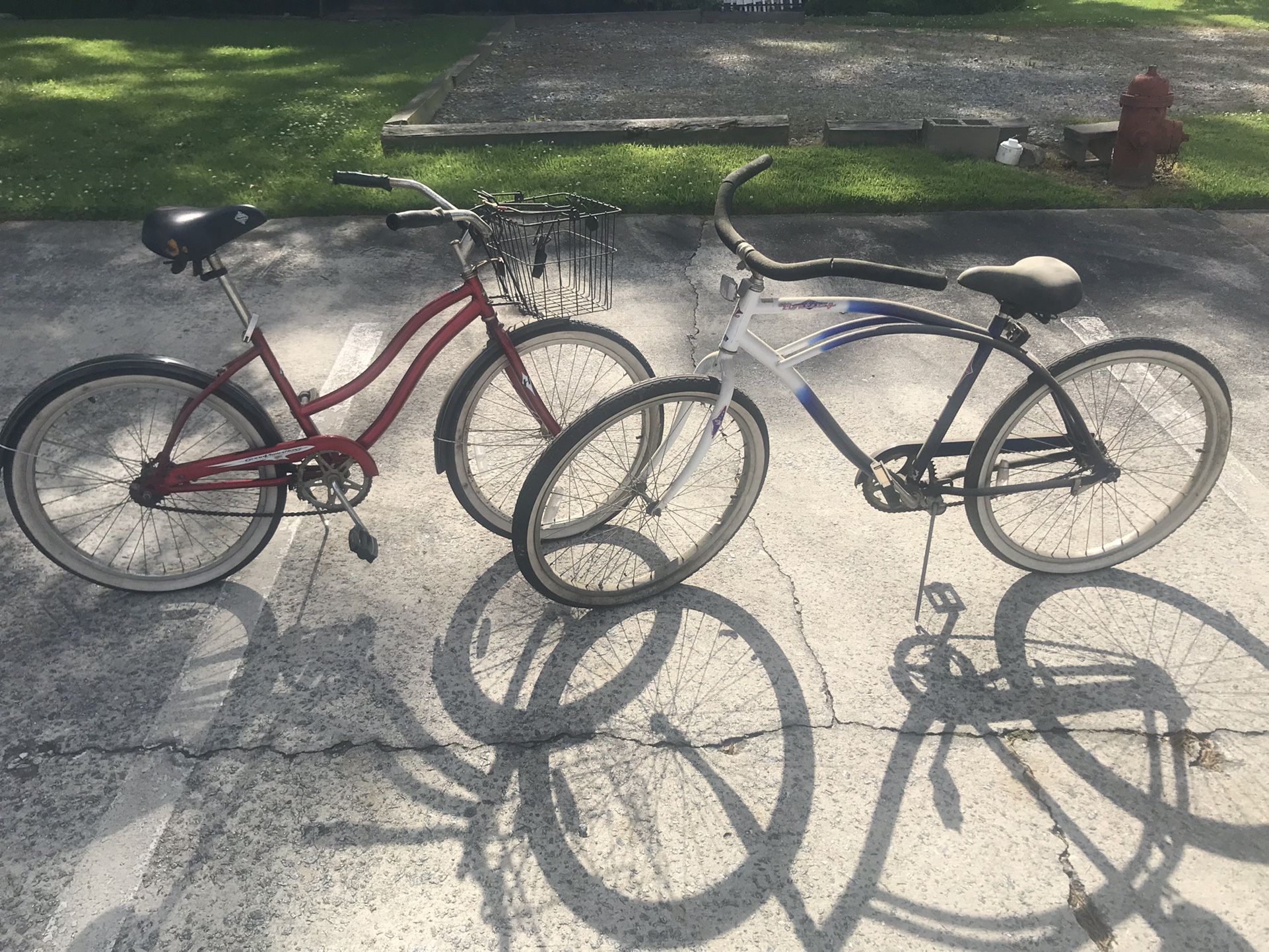 Two Bikes (Murray) (Good vibrations) 30$ Each