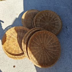 Vintage Wicker Table Plate Holder