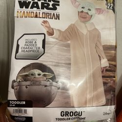 Halloween Costumes 