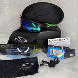Polarized Oakleys 