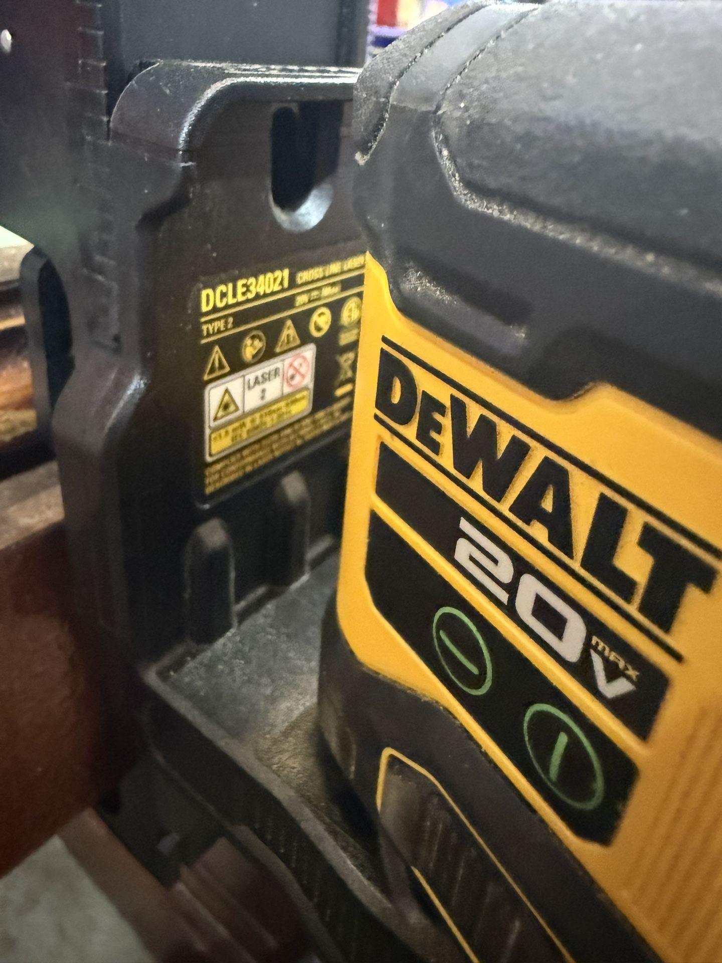 Dewalt 20 Volt Cross Line Laser Level