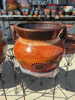 Maceta de barro.