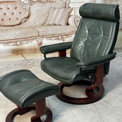Ekornes Stressless Recliner w/foot Rest