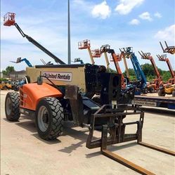 JLG 12k Reach Forklift