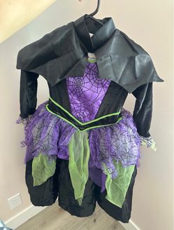 Girls Witch Halloween Costum  Size small 4-6