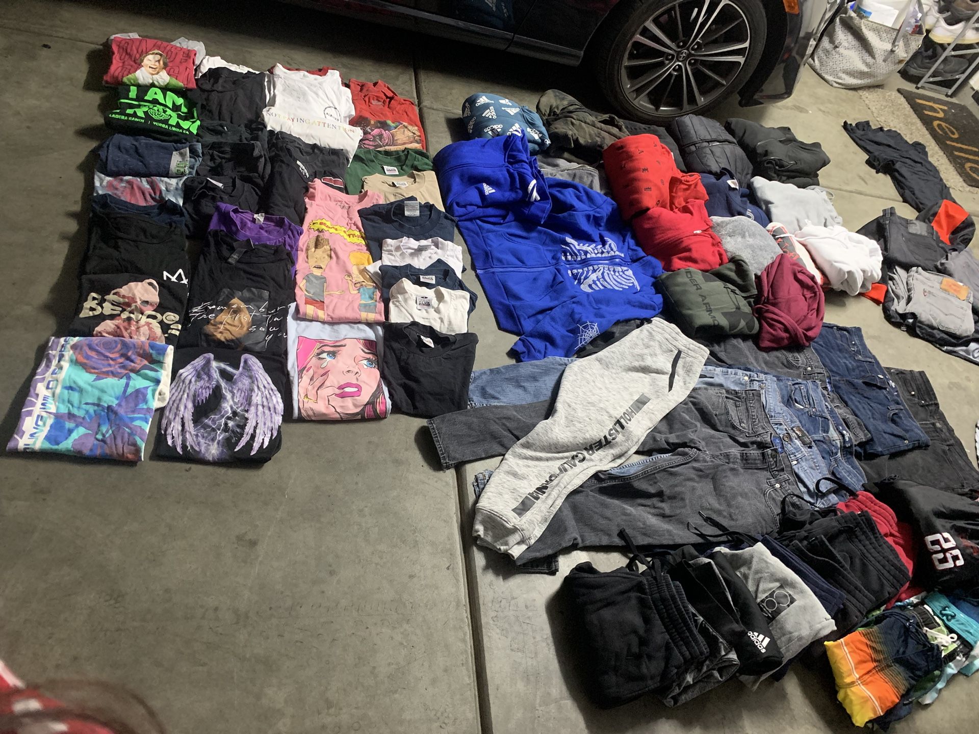 MENS Used CLOTHES SIZE M Size 34 And 32