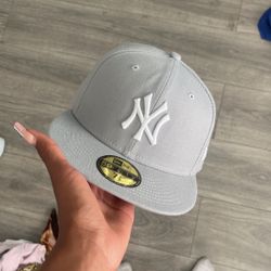 grey ny hat