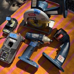 Ryobi 18V Tool Bundle/Like New—Impact Driver, 5 1/2” Circular Saw, Battery/Charger, Work Lite