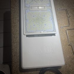 Gavita 1930 E LED With 120 Volt Power Cord And Hangers 