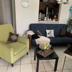 Living Room Furniture Set $199 For All 🛋🌸🌺🍀🖼 Couch, Sofá Bed, Chair, Accent Chair, Table, Black Table. Furniture, Good Deal. Futon, Couch, Coffee