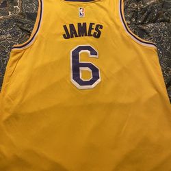 Jersey size 50 Hat Size 7 1/2 Brand New